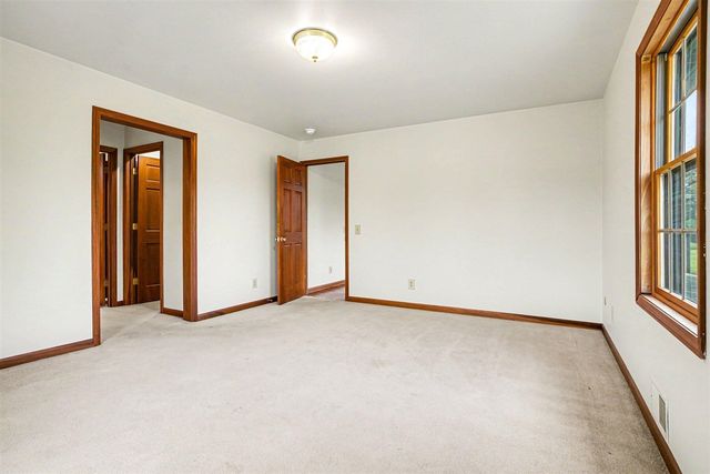 28810 Coulter Street, Edwardsburg, MI 49112