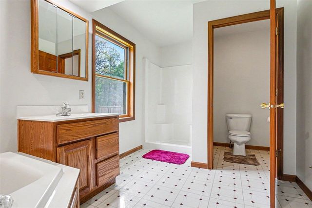 28810 Coulter Street, Edwardsburg, MI 49112