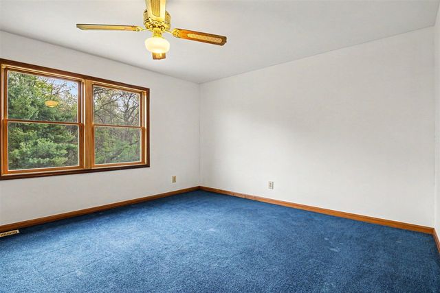 28810 Coulter Street, Edwardsburg, MI 49112
