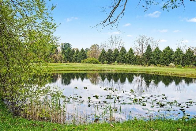 28810 Coulter Street, Edwardsburg, MI 49112