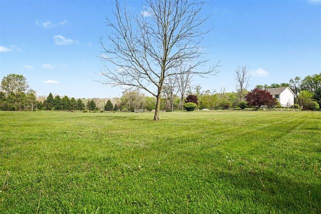 28810 Coulter Street, Edwardsburg, MI 49112
