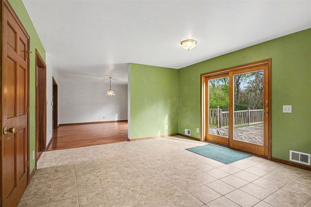 28810 Coulter Street, Edwardsburg, MI 49112