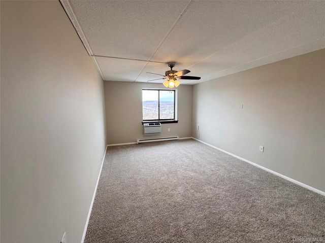 160 Academy Street 9G, Poughkeepsie, NY 12601