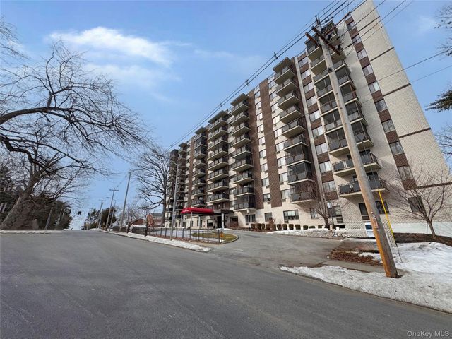 160 Academy Street 9G, Poughkeepsie, NY 12601