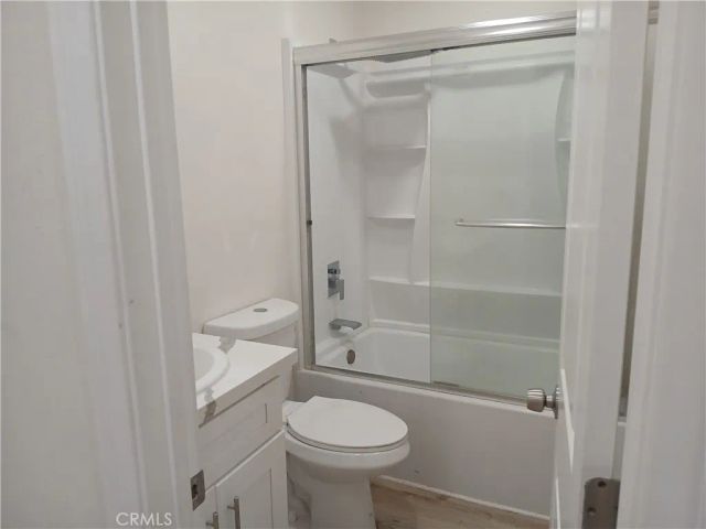 112 E Pine Street, Santa Ana, CA 92701