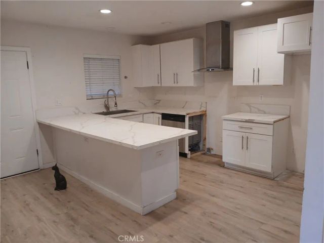 112 E Pine Street, Santa Ana, CA 92701