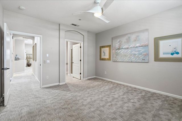 1281 Marseille Ln, Roseville, CA 95747