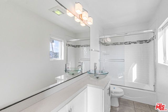 4980 S Centinela Avenue 8, Los Angeles, CA 90066