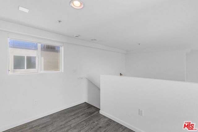 4980 S Centinela Avenue 8, Los Angeles, CA 90066