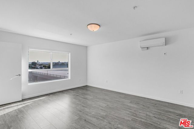 4980 S Centinela Avenue 8, Los Angeles, CA 90066