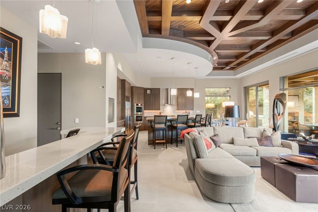 66 Golf Estates Drive, Las Vegas, NV 89141