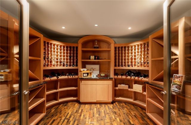 66 Golf Estates Drive, Las Vegas, NV 89141