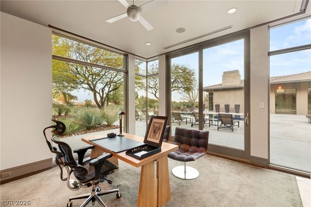 66 Golf Estates Drive, Las Vegas, NV 89141