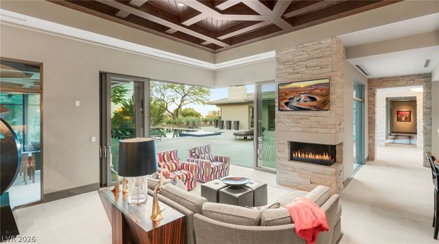 66 Golf Estates Drive, Las Vegas, NV 89141