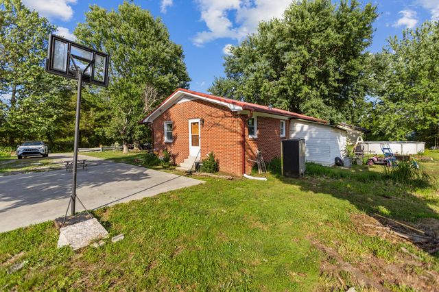 185 Petty Gap Rd, Woodbury, TN 37190