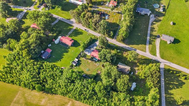 185 Petty Gap Rd, Woodbury, TN 37190