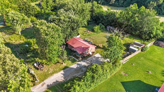 185 Petty Gap Rd, Woodbury, TN 37190