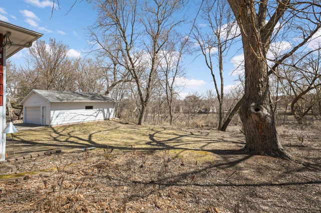 576 Lexington Parkway S, Saint Paul, MN 55116