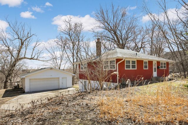 576 Lexington Parkway S, Saint Paul, MN 55116