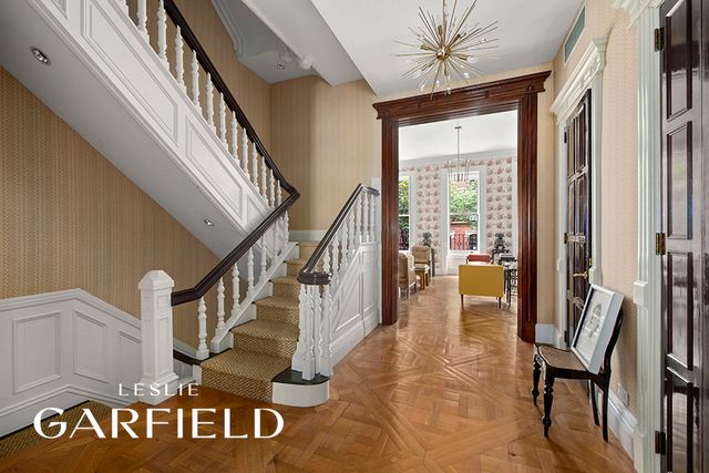 159 E 71ST Street, New York City, NY 10021