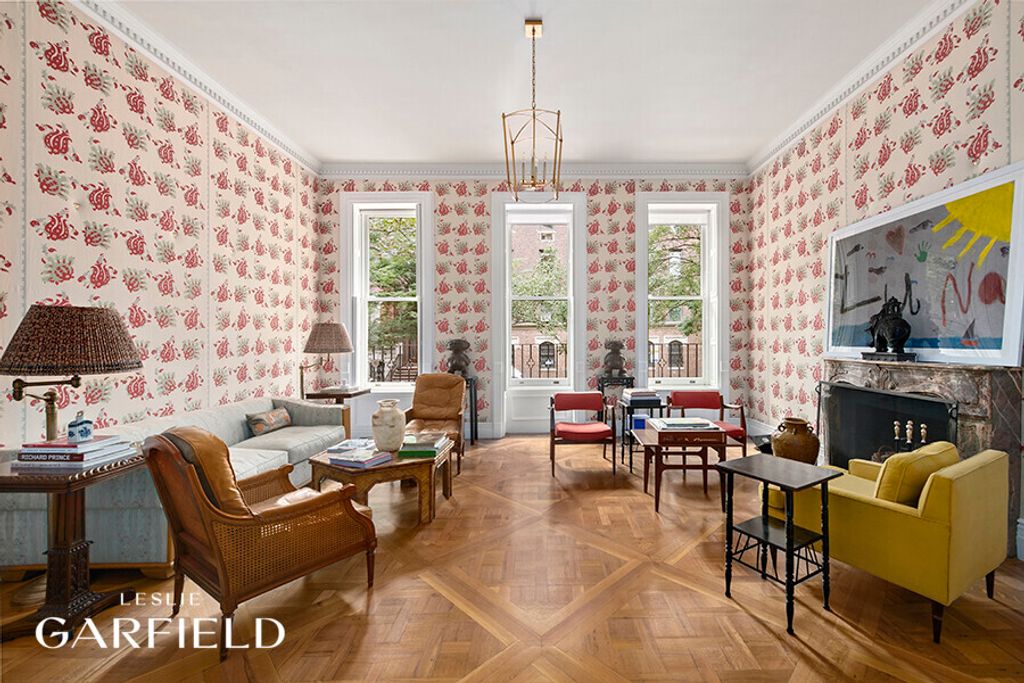 159 E 71ST Street, New York City, NY 10021