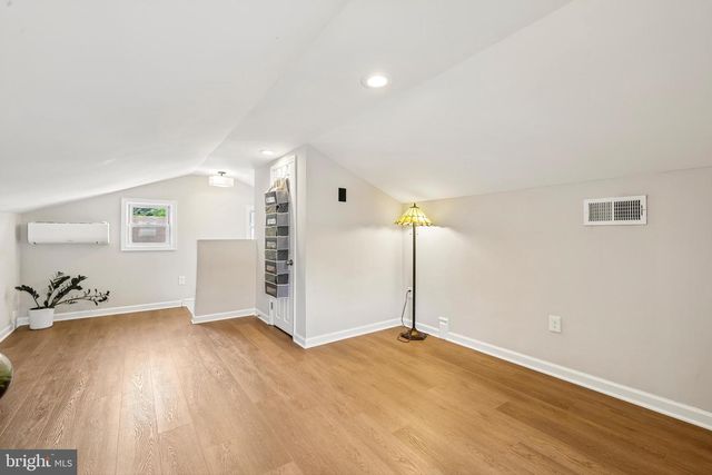 335 BEACH AVE, Pasadena, MD 21122
