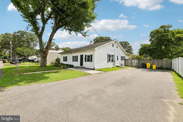 335 BEACH AVE, Pasadena, MD 21122