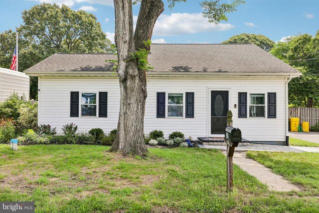 335 BEACH AVE, Pasadena, MD 21122