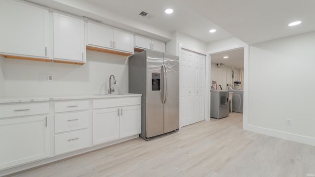 50632 K Jay Lane, South Bend, IN 46628