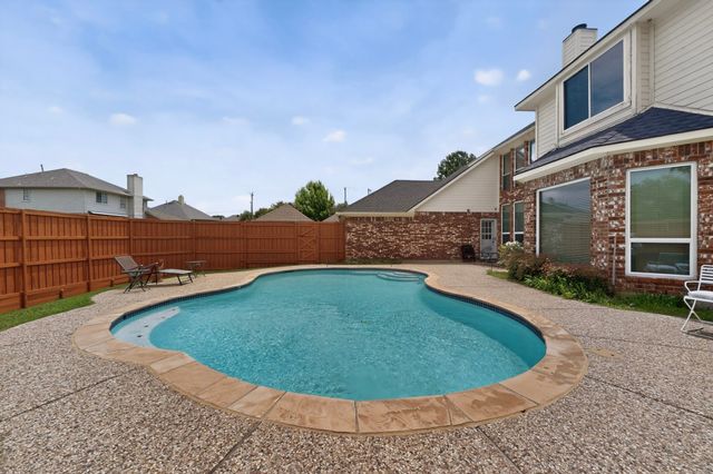 1225 Donegal Lane, Garland, TX 75044