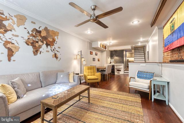 2218 FLEET ST, Baltimore, MD 21231