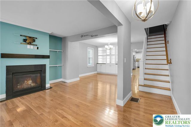 928 Wilkes Barre Street, Easton, PA 18042