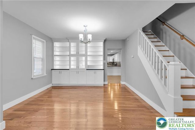 928 Wilkes Barre Street, Easton, PA 18042