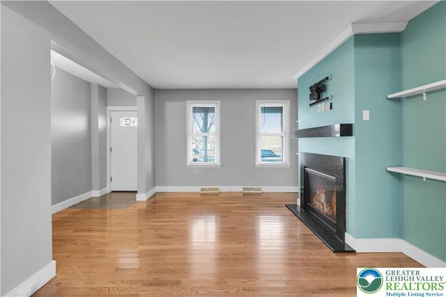 928 Wilkes Barre Street, Easton, PA 18042