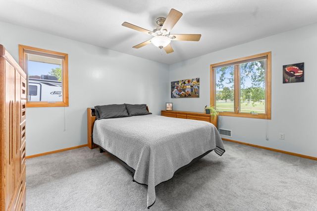 3848 Maryland Avenue N, New Hope, MN 55427