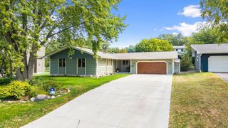 3848 Maryland Avenue N, New Hope, MN 55427