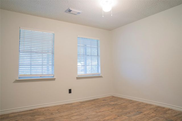5018 Starboard Lane, Dickinson, TX 77539