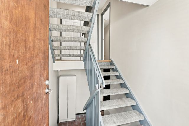 214 Meadows Edge 214, Acton, MA 01718