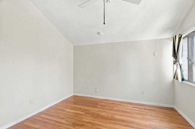 214 Meadows Edge 214, Acton, MA 01718