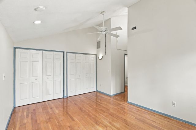 214 Meadows Edge 214, Acton, MA 01718