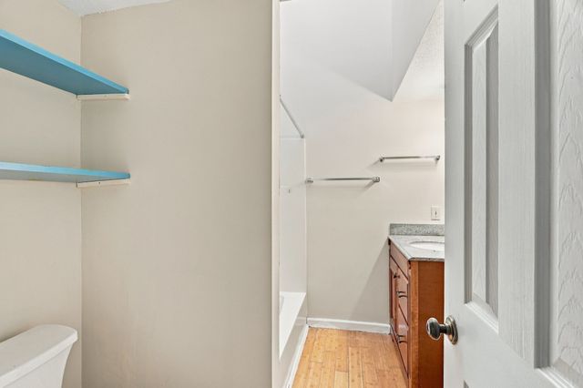 214 Meadows Edge 214, Acton, MA 01718