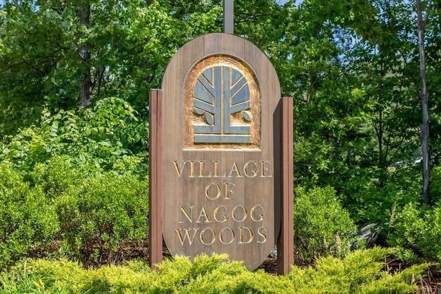 214 Meadows Edge 214, Acton, MA 01718