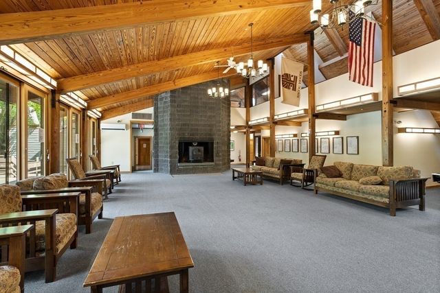 214 Meadows Edge 214, Acton, MA 01718