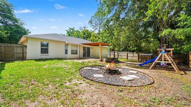 56 HEMLOCK RADIAL, Ocala, FL 34472