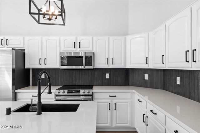 13845 W Keim Drive, Litchfield Park, AZ 85340