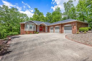 10 Clifford Lane, Bella Vista, AR 72715