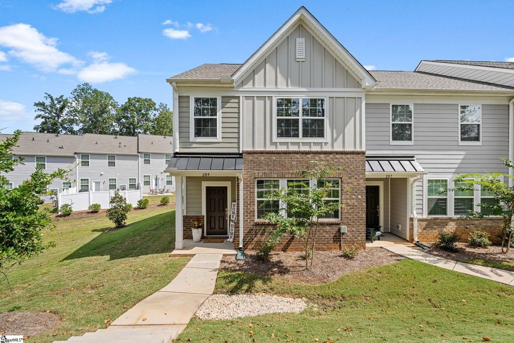 209 Stammer Lane, Travelers Rest, SC 29690