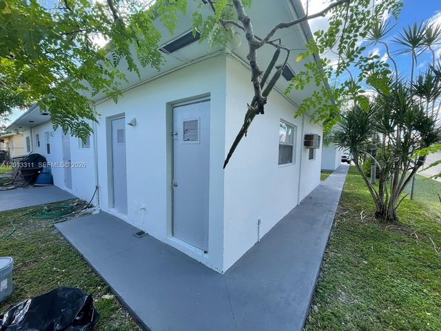 3970 NW 30th Ter 2, Lauderdale Lakes, FL 33309