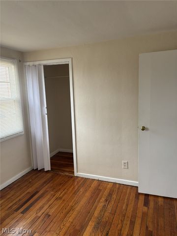 521 Kenwood Drive B-5, Euclid, OH 44123