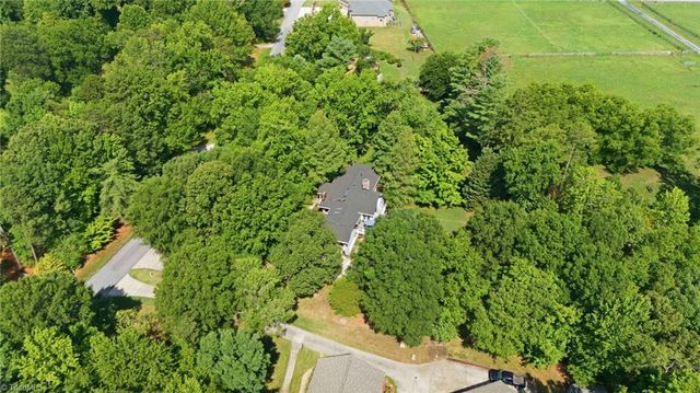 6312 Hickory Hollow Road, Jamestown, NC 27282